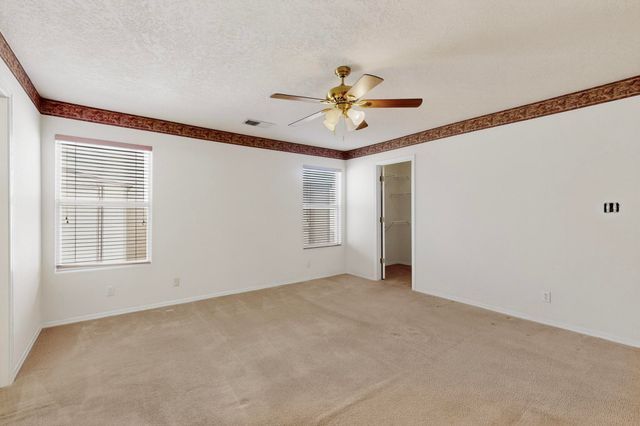 7072 Glen Hills Drive NE, Rio Rancho, NM 87144