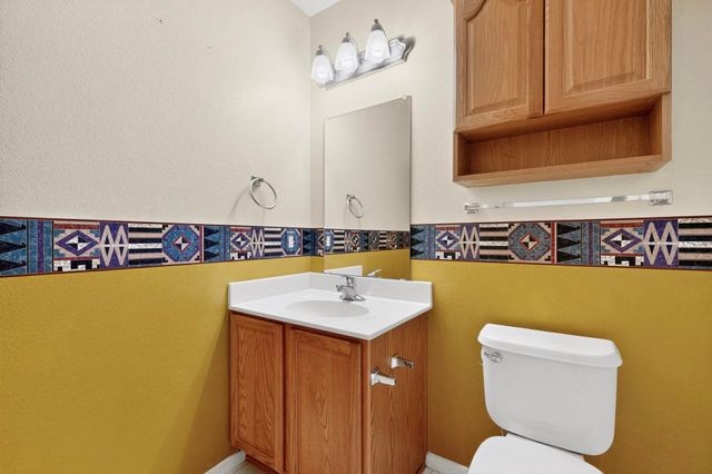 7072 Glen Hills Drive NE, Rio Rancho, NM 87144