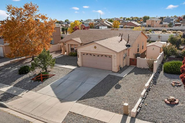7072 Glen Hills Drive NE, Rio Rancho, NM 87144