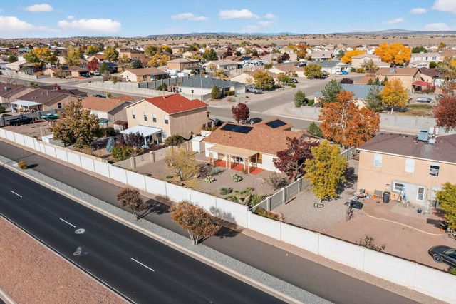 7072 Glen Hills Drive NE, Rio Rancho, NM 87144