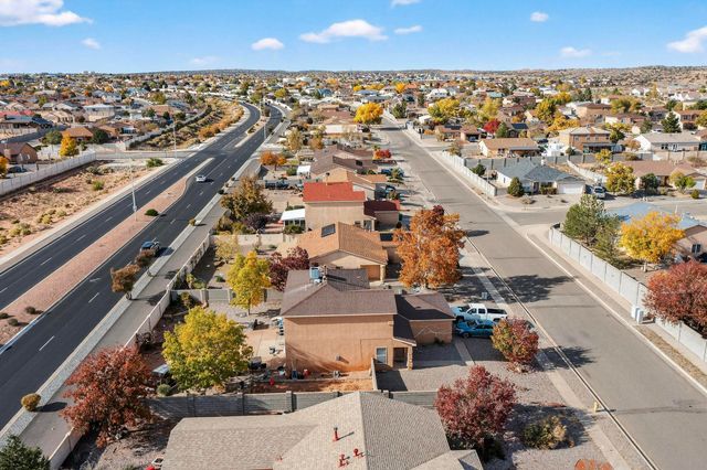 7072 Glen Hills Drive NE, Rio Rancho, NM 87144