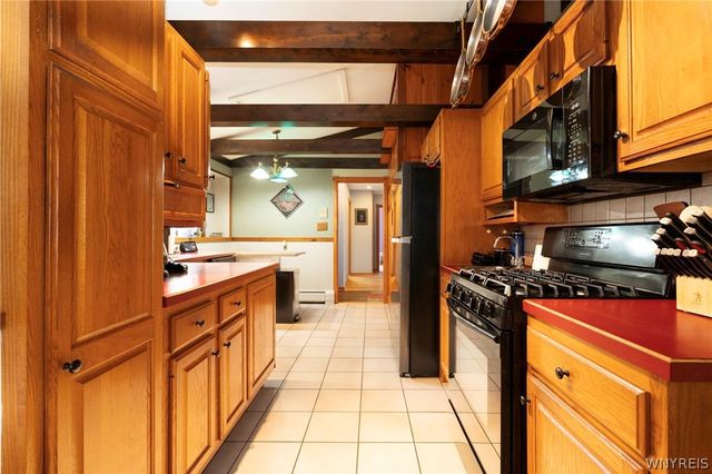 7510 Chestnut Ridge Road, Boston, NY 14127