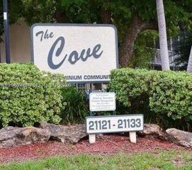 21121 SW 85th Ave 311, Cutler Bay, FL 33189