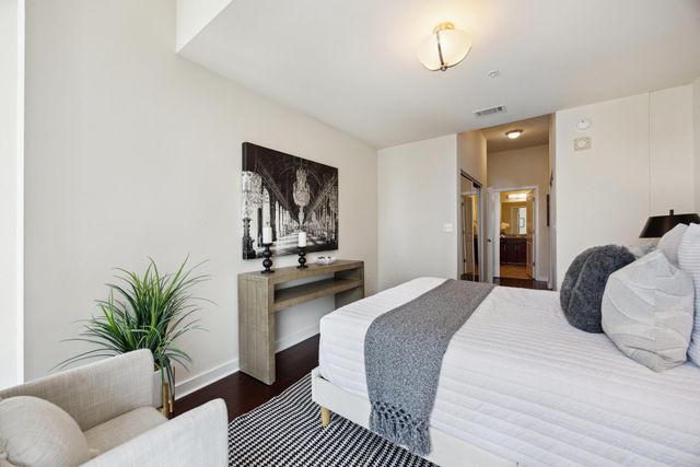 360 Nueces ST 1116, Austin, TX 78701