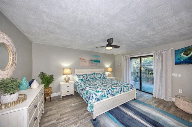 13703 OAK FOREST BOULEVARD N, Seminole, FL 33776