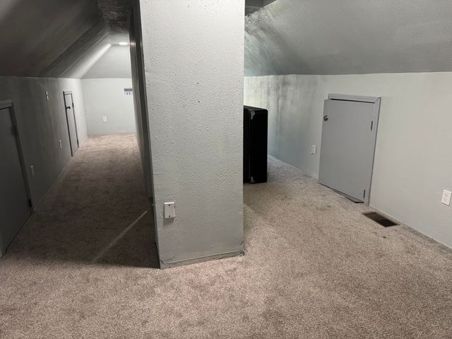 613 Keleher Avenue NW, Albuquerque, NM 87102