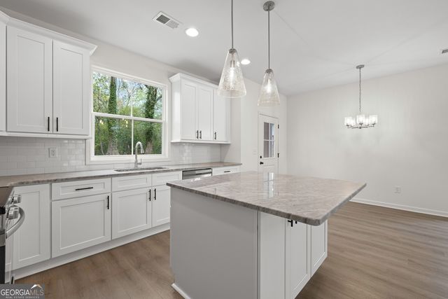 37 Ray Street, Newnan, GA 30263