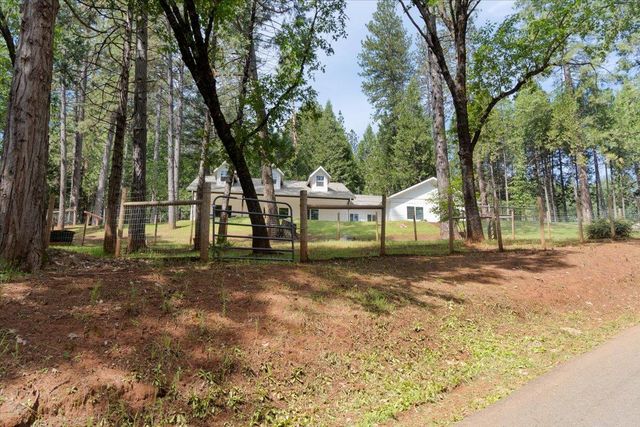 3586 Freegold Dr, Camino, CA 95709