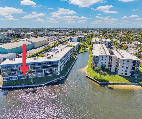 100 Waterway Drive S 109, Lantana, FL 33462