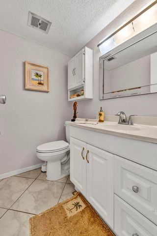 100 Waterway Drive S 109, Lantana, FL 33462