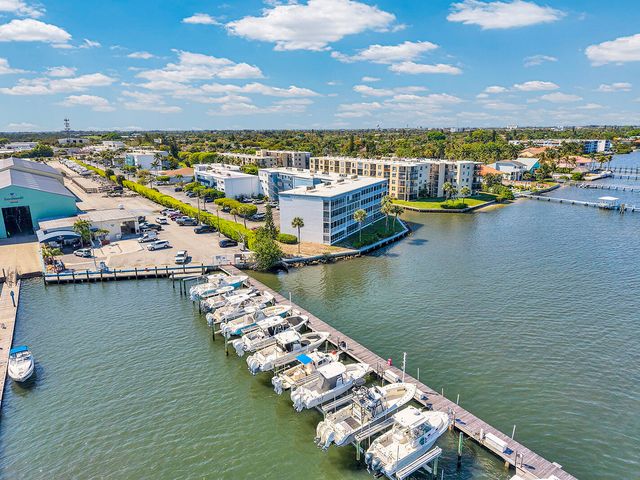 100 Waterway Drive S 109, Lantana, FL 33462