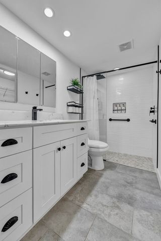 100 Waterway Drive S 109, Lantana, FL 33462