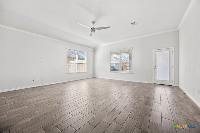 4514 Guildford Drive, Belton, TX 76513