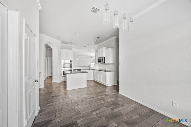 4514 Guildford Drive, Belton, TX 76513