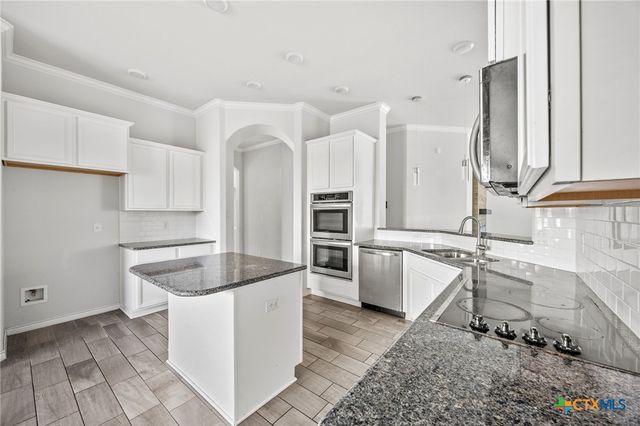 4514 Guildford Drive, Belton, TX 76513