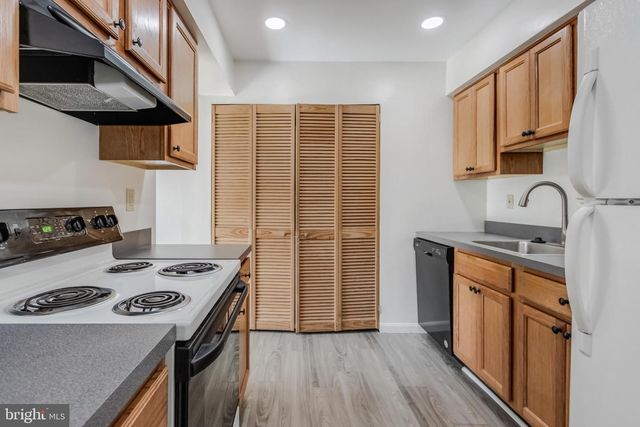 3036 NEW OAK LN, Bowie, MD 20716