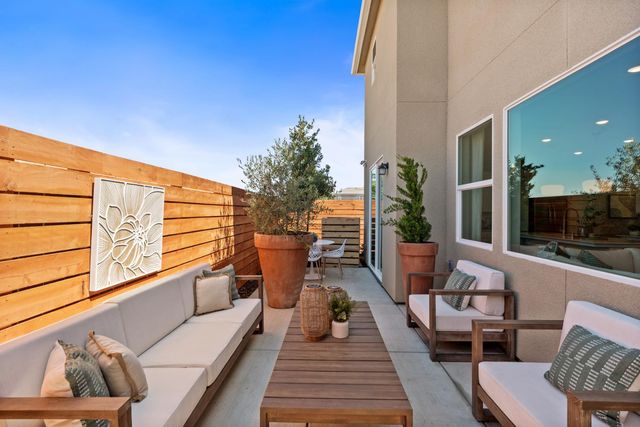 2065 N Wagon Lane, Clovis, CA 93619