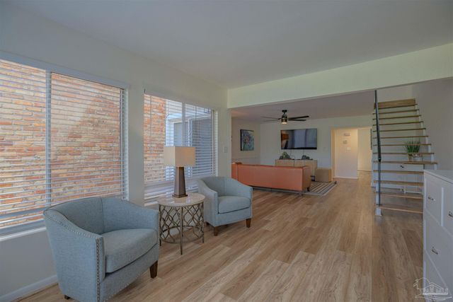 4736 Huron Dr, Pensacola, FL 32507