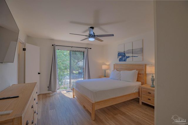 4736 Huron Dr, Pensacola, FL 32507