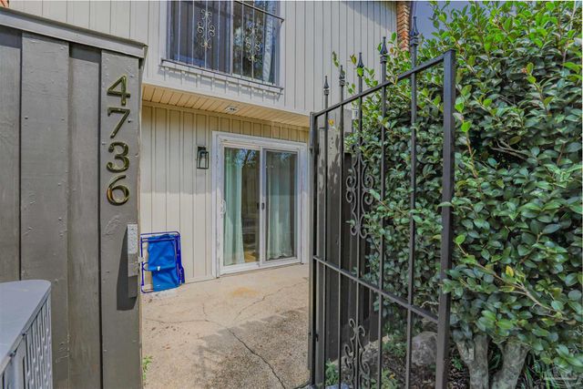 4736 Huron Dr, Pensacola, FL 32507
