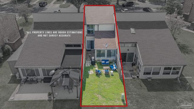 4736 Huron Dr, Pensacola, FL 32507