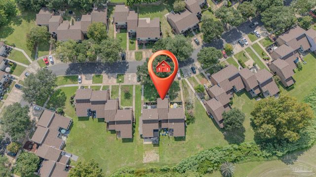 4736 Huron Dr, Pensacola, FL 32507