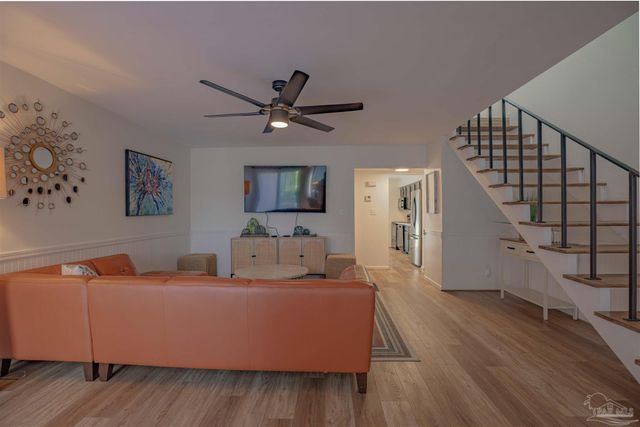 4736 Huron Dr, Pensacola, FL 32507