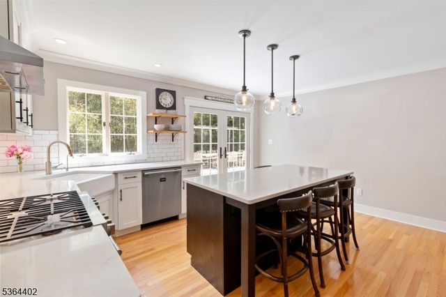 1 Deborah Dr, Morris Twp., NJ 07960