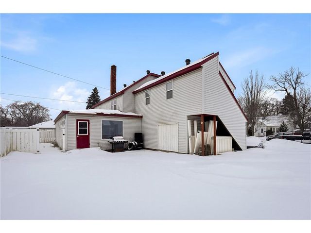 1303 Margaret Street, Eau Claire, WI 54701