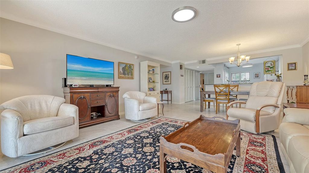 Image 20 of property listing at 515 SPRING LAKES BOULEVARD 515, Bradenton, FL 34210