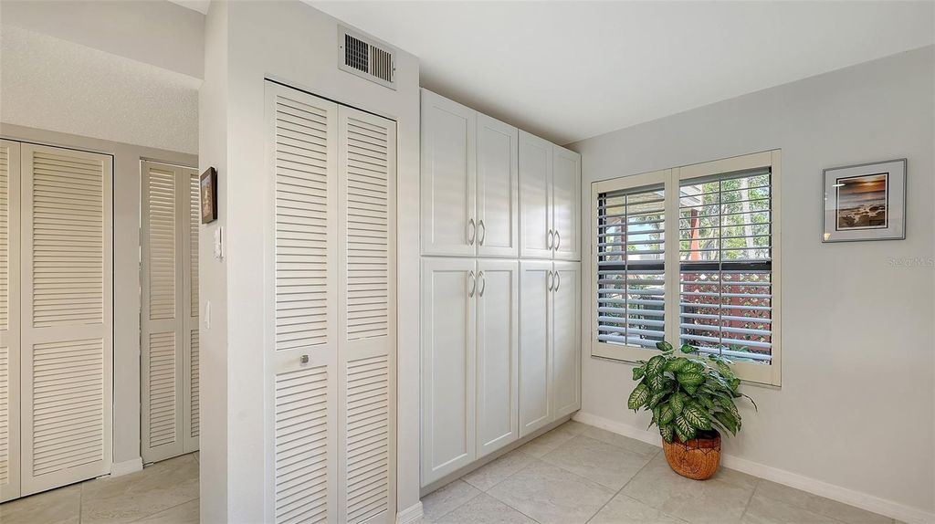 Image 24 of property listing at 515 SPRING LAKES BOULEVARD 515, Bradenton, FL 34210