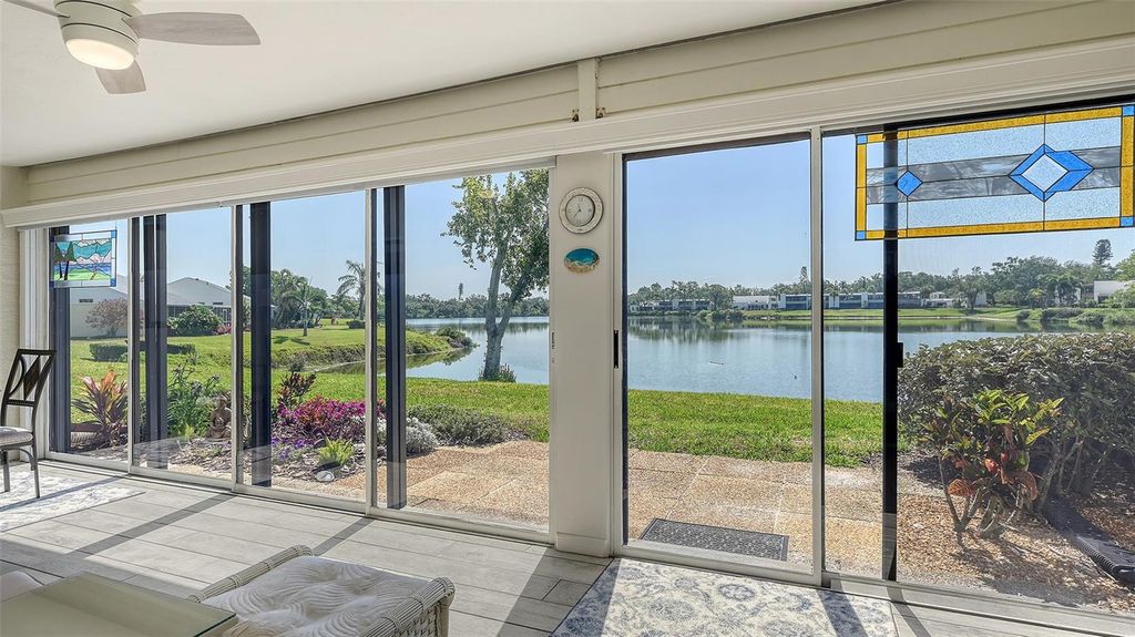 Image 30 of property listing at 515 SPRING LAKES BOULEVARD 515, Bradenton, FL 34210
