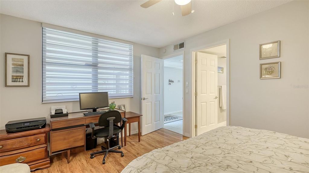 Image 35 of property listing at 515 SPRING LAKES BOULEVARD 515, Bradenton, FL 34210
