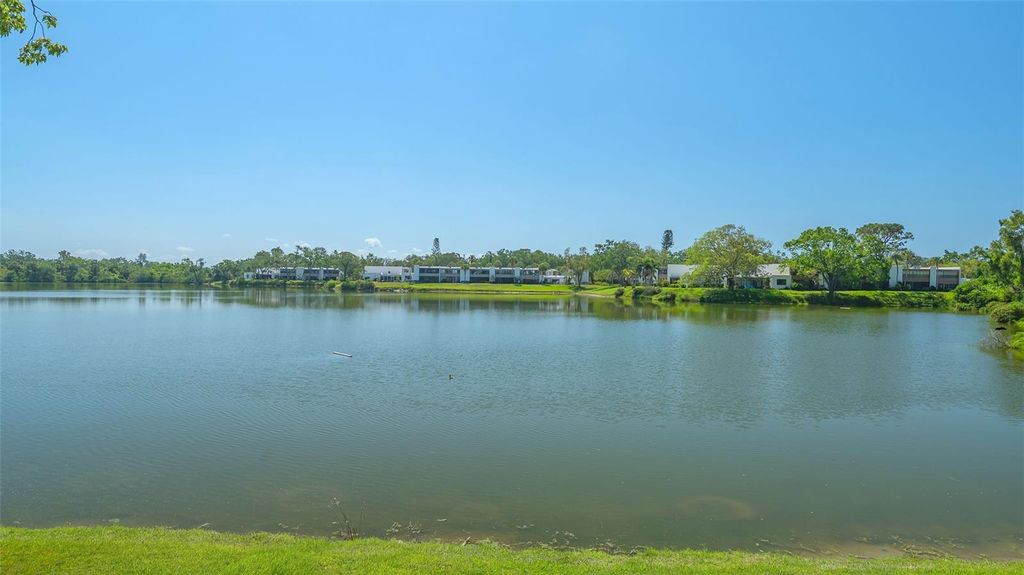 Image 39 of property listing at 515 SPRING LAKES BOULEVARD 515, Bradenton, FL 34210