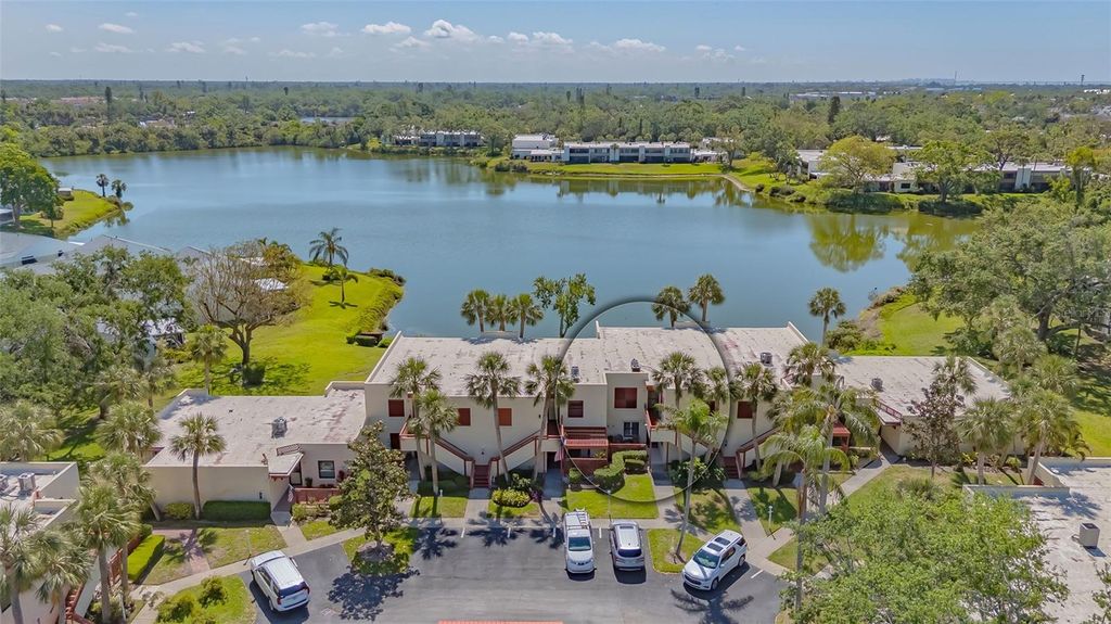 Image 43 of property listing at 515 SPRING LAKES BOULEVARD 515, Bradenton, FL 34210