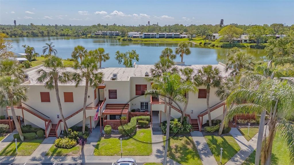 Image 44 of property listing at 515 SPRING LAKES BOULEVARD 515, Bradenton, FL 34210