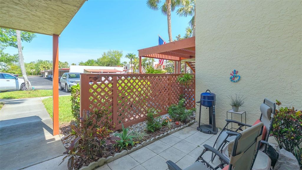 Image 6 of property listing at 515 SPRING LAKES BOULEVARD 515, Bradenton, FL 34210