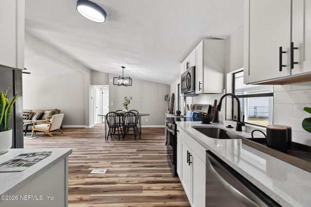 4224 DEER Trail, Middleburg, FL 32068