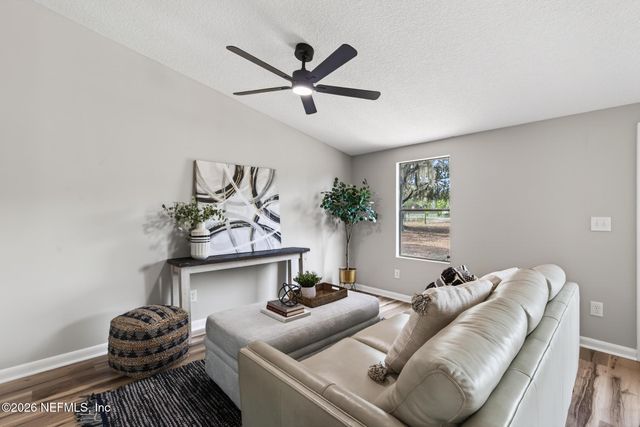 4224 DEER Trail, Middleburg, FL 32068