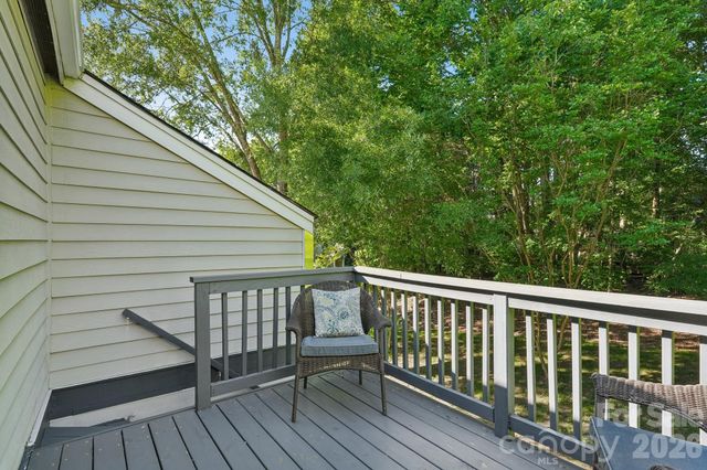 8403 Cricket Lake Drive, Charlotte, NC 28277