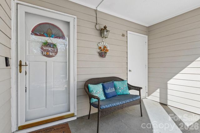 8403 Cricket Lake Drive, Charlotte, NC 28277