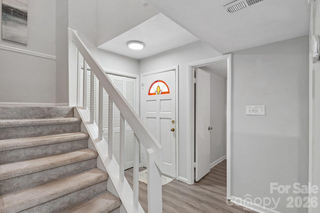 8403 Cricket Lake Drive, Charlotte, NC 28277