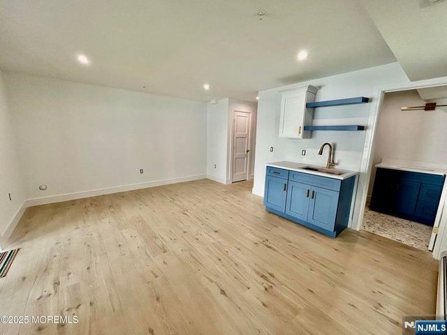 65 Knox Avenue, Cliffside Park, NJ 07010