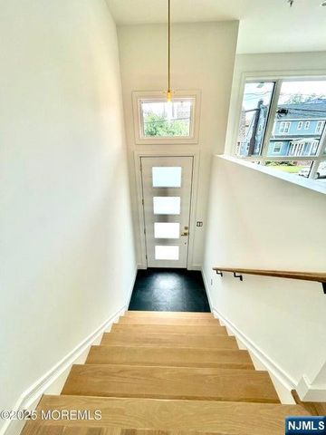 65 Knox Avenue, Cliffside Park, NJ 07010