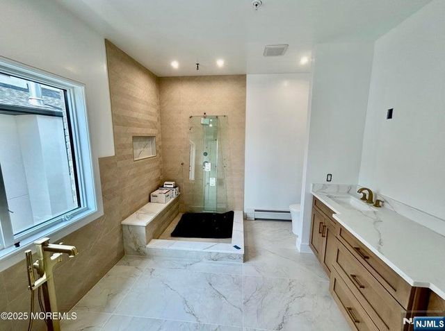 65 Knox Avenue, Cliffside Park, NJ 07010