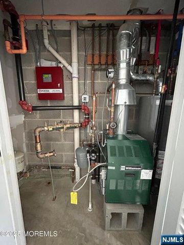 65 Knox Avenue, Cliffside Park, NJ 07010