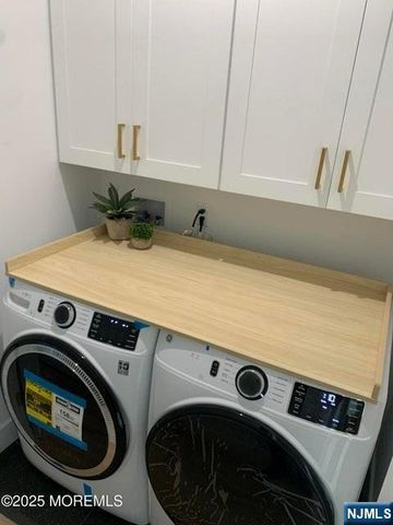 65 Knox Avenue, Cliffside Park, NJ 07010