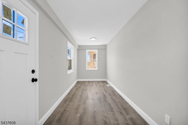 956 Adams Ave, Elizabeth City, NJ 07201