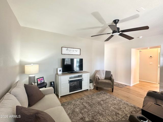 625 S HAWKS EYE Drive, Apache Junction, AZ 85119