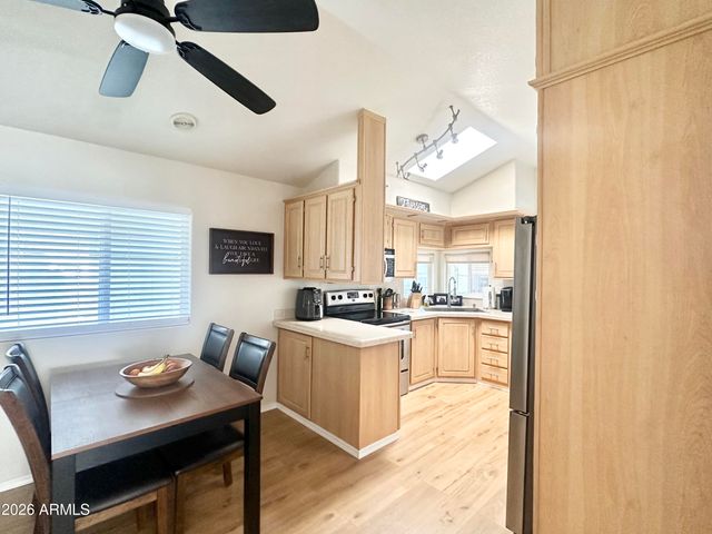 625 S HAWKS EYE Drive, Apache Junction, AZ 85119